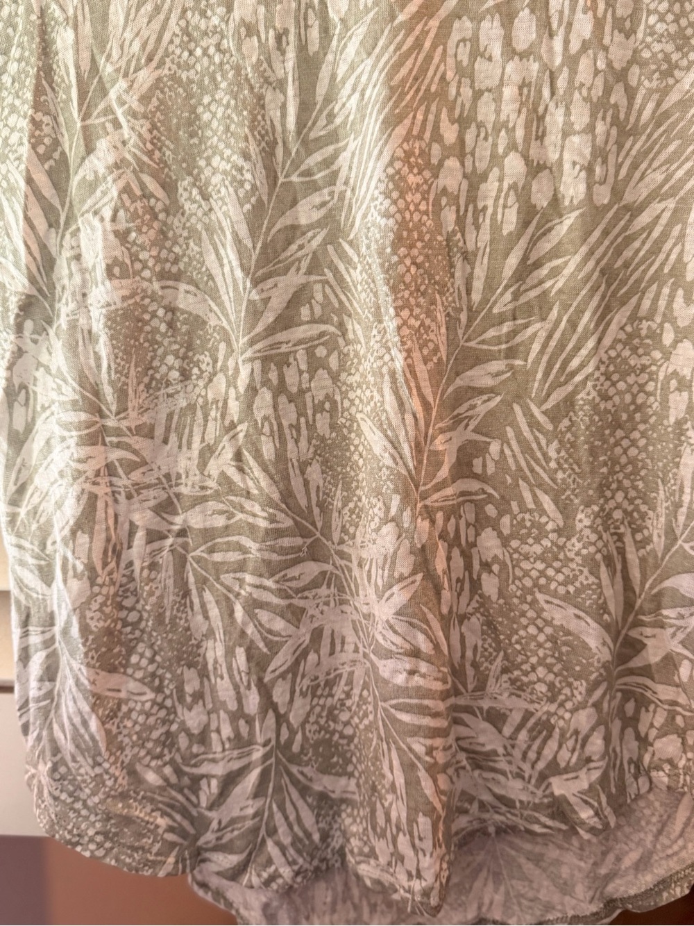 Christian Siriano Light Sage Green Dainty Sleeve Top - Picture 2 of 5